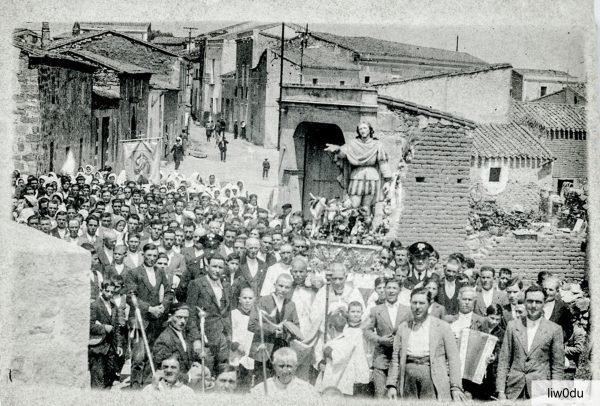 Prima metà del Novecento: processione in onore di Sant’Isidoro
